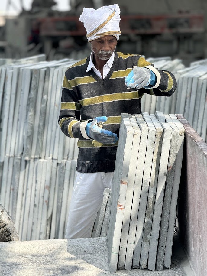 Service-1-min (1) img 8307